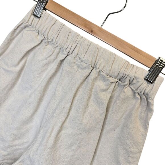 ASOS Women's 0 High Waist Cream Linen Blend Shorts with Elastic Waistband - Picture 7 of 11